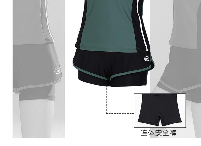 Set: Short-Sleeve Lettering Swim Top + Bottom Product Image
