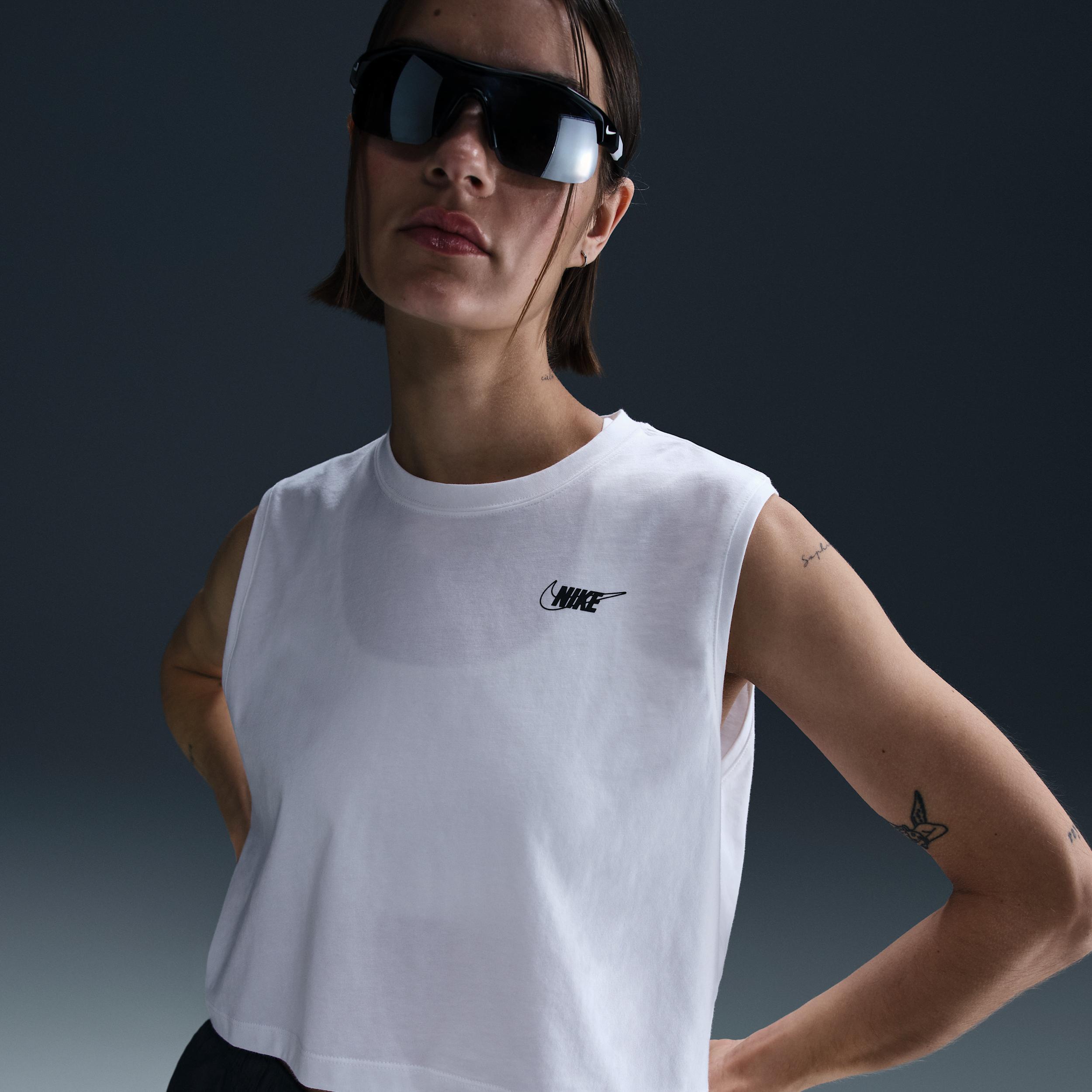 Nike Sportswear Club Women's Sleeveless Cropped Graphic T-Shirt Product Image