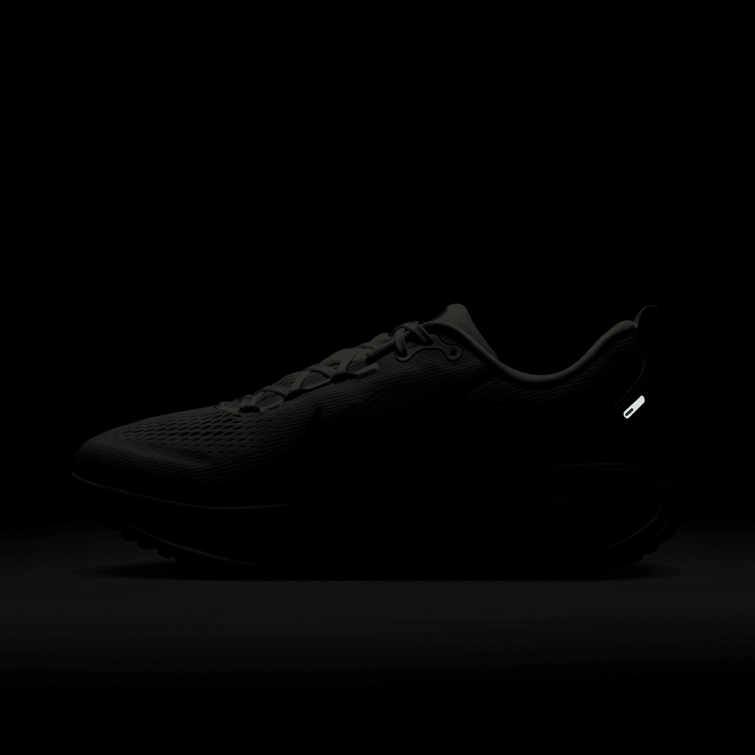 Nike Men's Vomero 18 Road Running Shoes Product Image