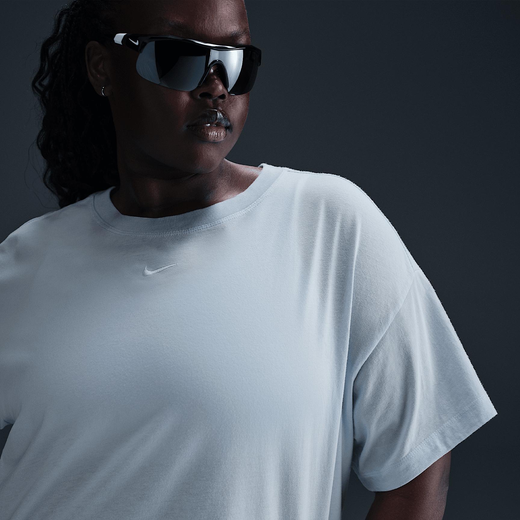 Nike Sportswear Essential Women's T-Shirt (Plus Size) Product Image