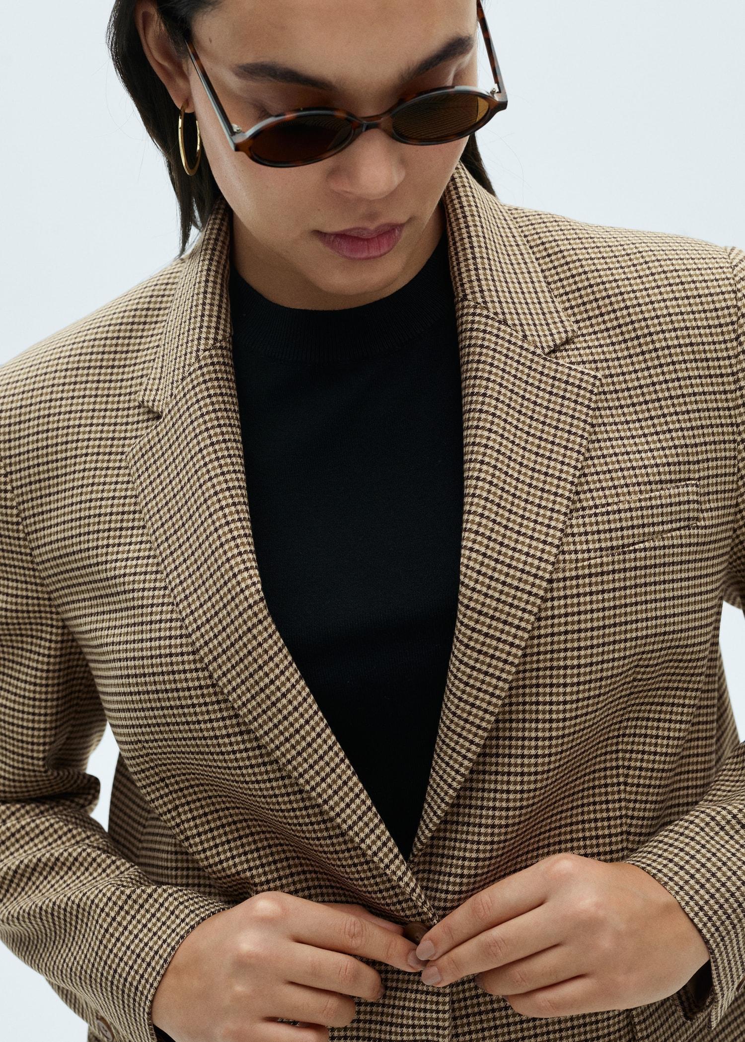 Straight-fit micro-houndstooth jacket - Women | MANGO USA Product Image