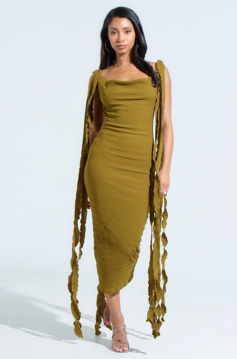 GET LIKE ME BACKLESS MIDI DRESS IN GREEN Product Image