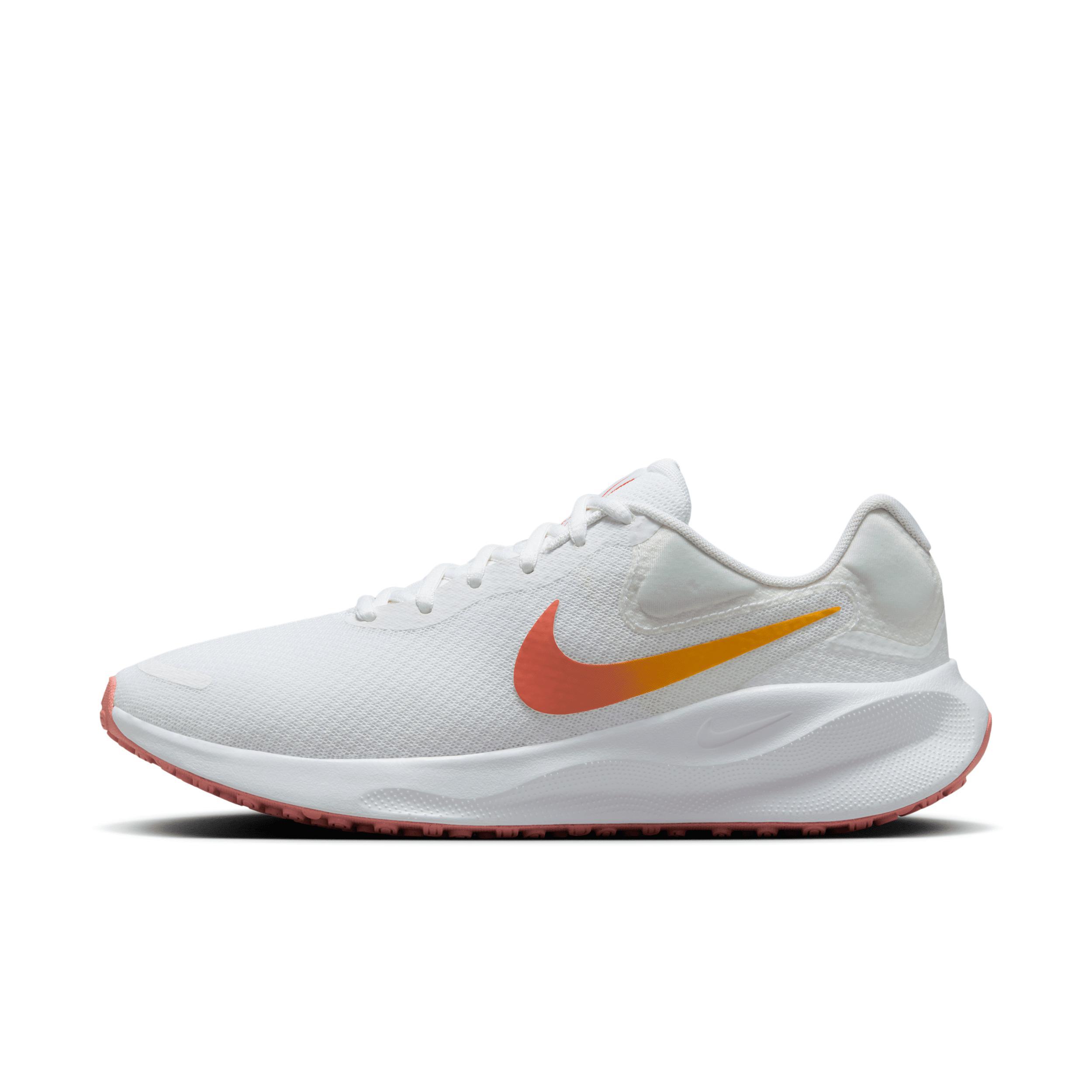 Nike MC Trainer 3 Women's Workout Shoes, Size: 7, White Product Image