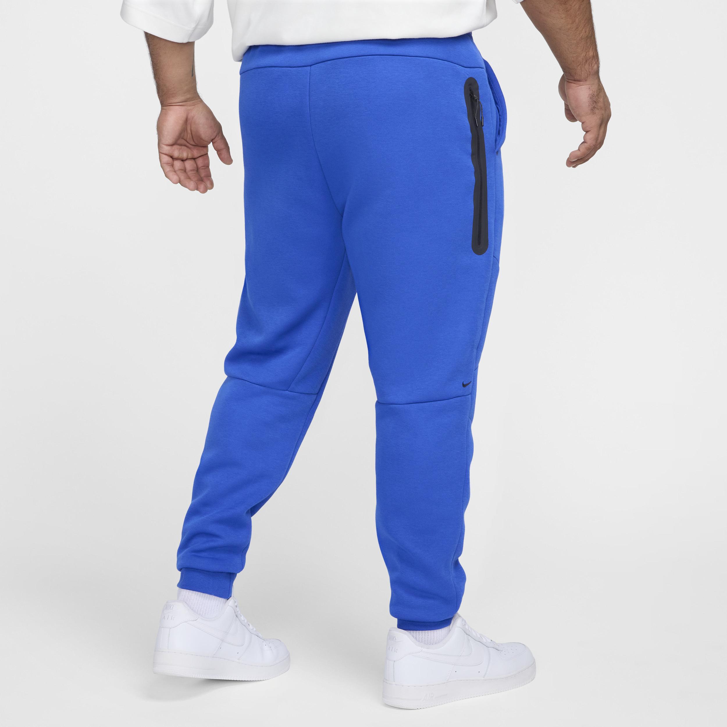 Nike Mens Tech Fleece Jogger Pants Product Image
