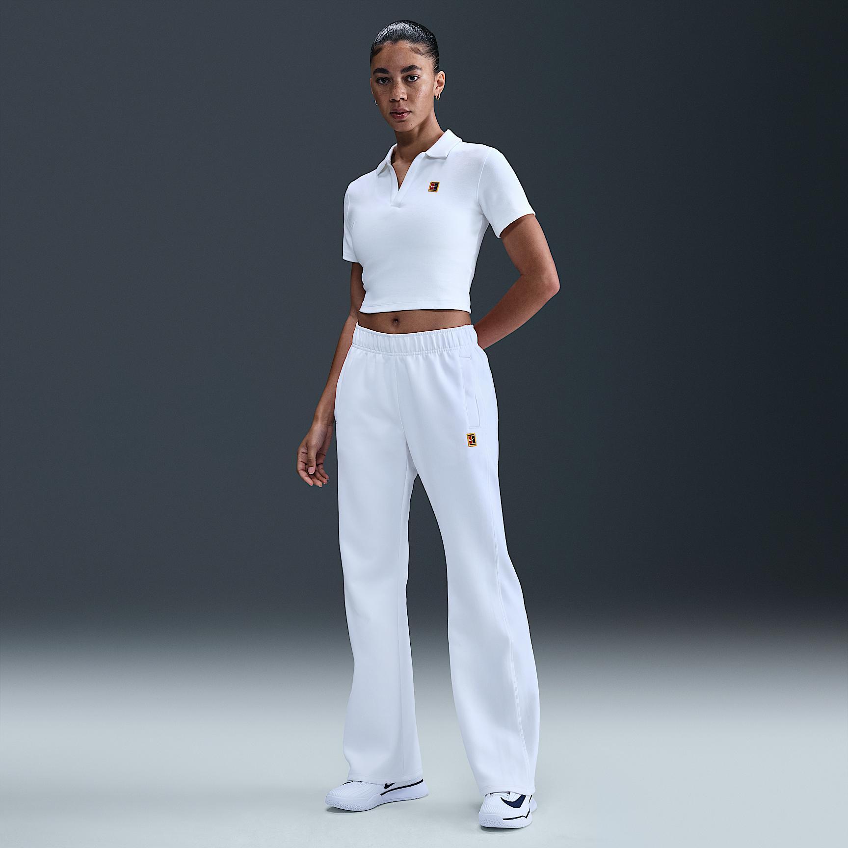NikeCourt Heritage Windrunner Women's Mid-Rise Tennis Pants Product Image