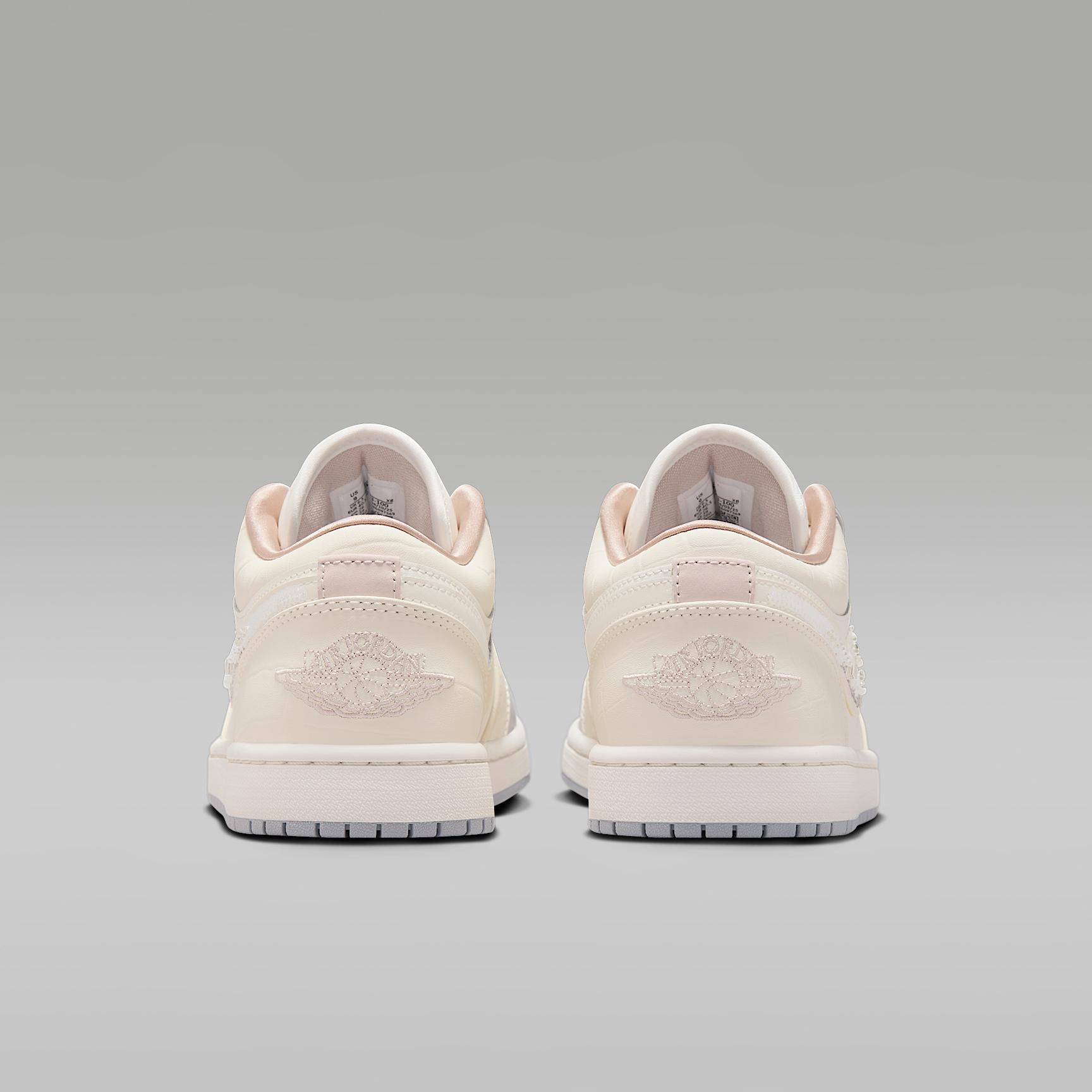 Women's Air Jordan 1 Low Shoes Product Image