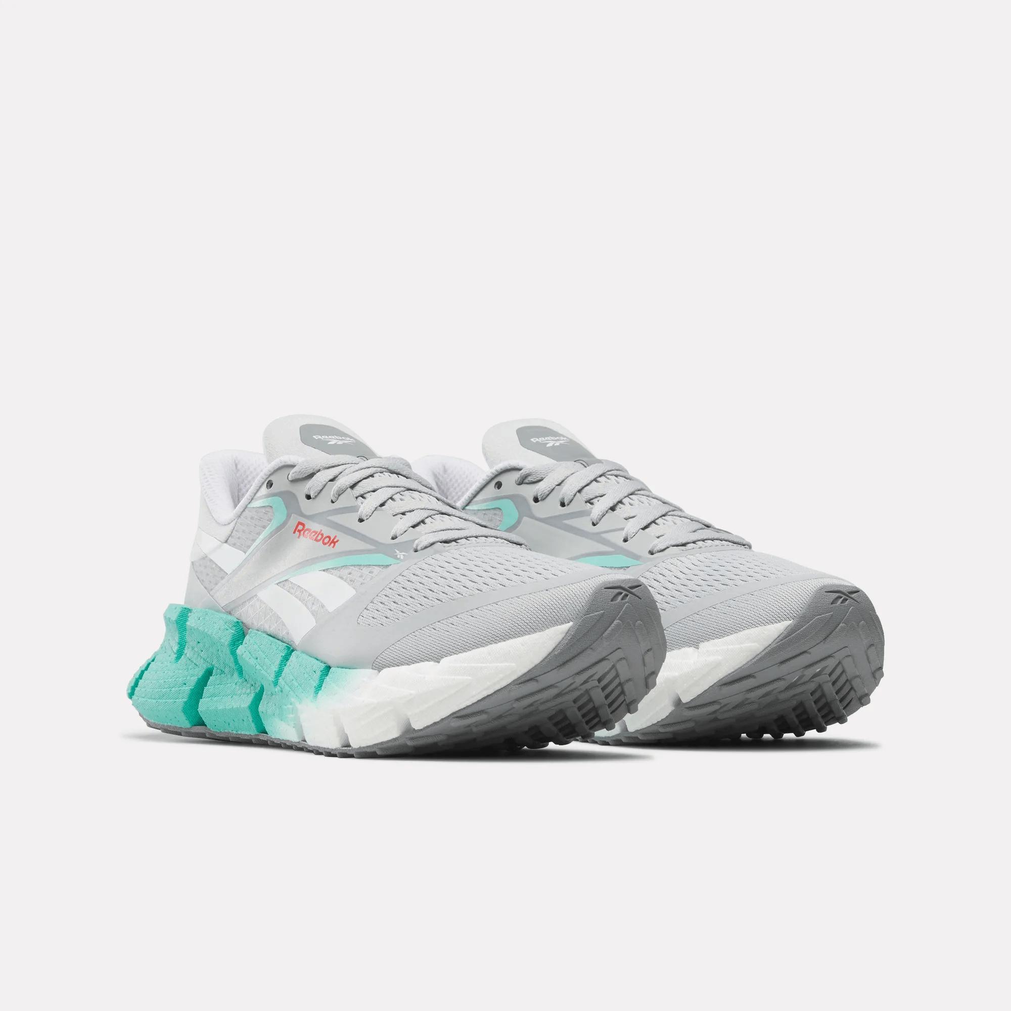 Women's FloatZig 1 Shoes Female Product Image