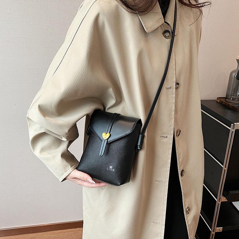 Vintage Fashion Heart Crossbody Shoulder Purse Product Image