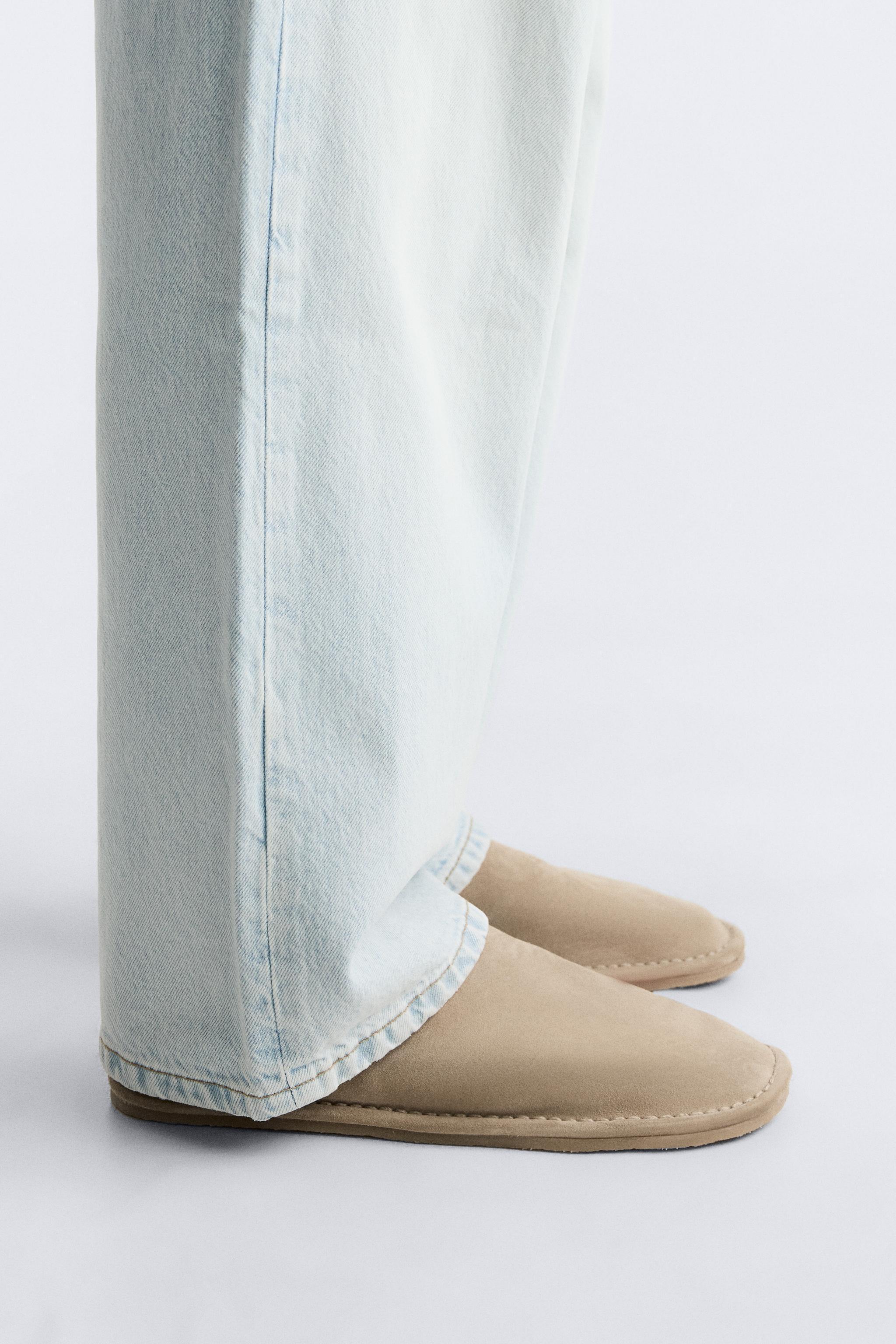 LEATHER CLOGS Product Image