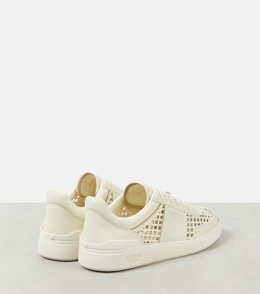 VALENTINO GARAVANI Sneakers Upvillage Aus Leder In Nude Product Image