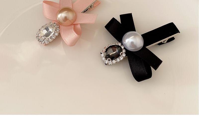 Faux Pearl Ribbon Hair Clip Product Image