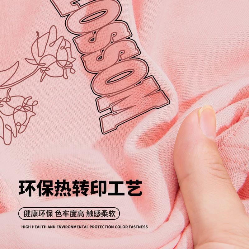 Long-Sleeve Print Sweatshirt Product Image