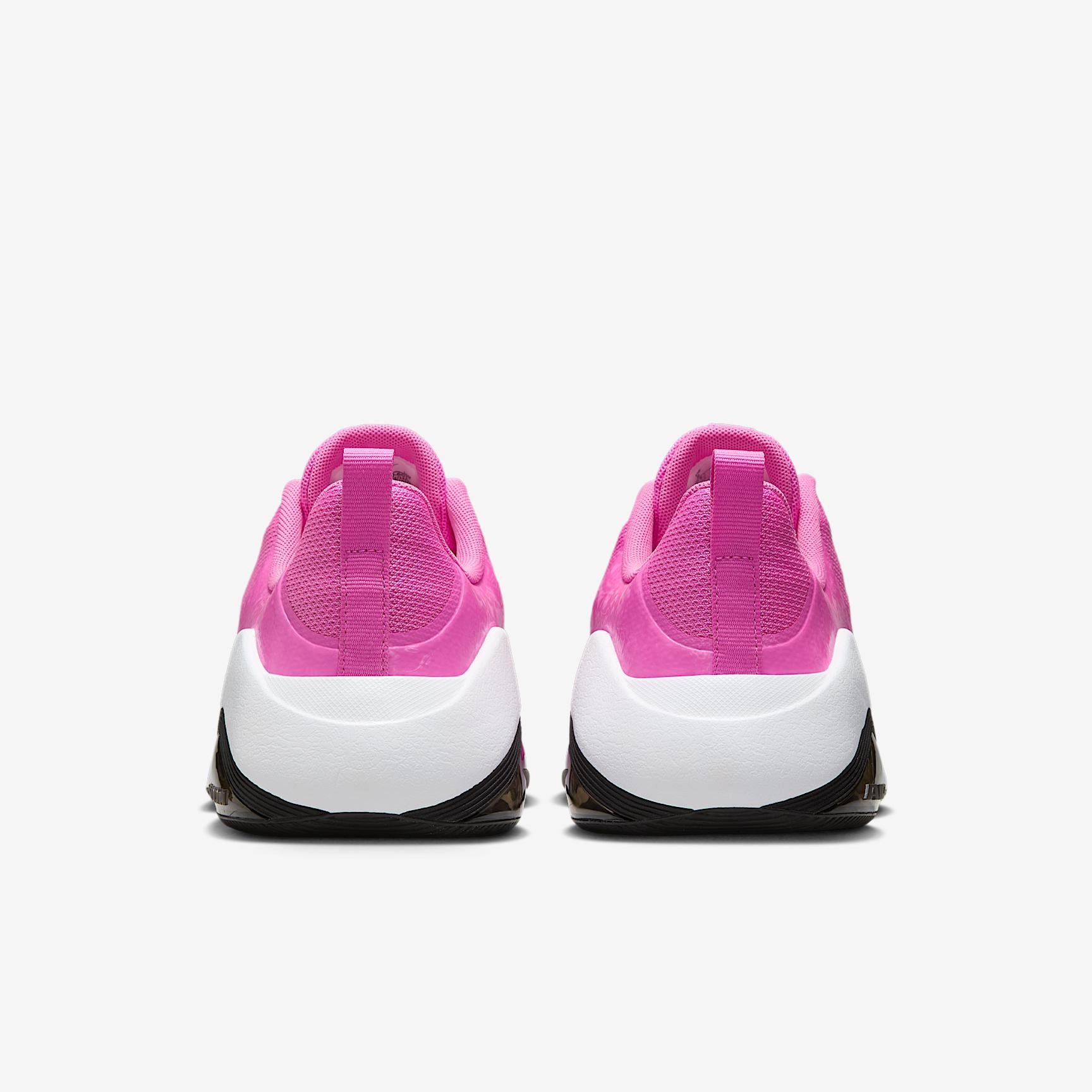 Nike Women's Bella 7 Workout Shoes Product Image