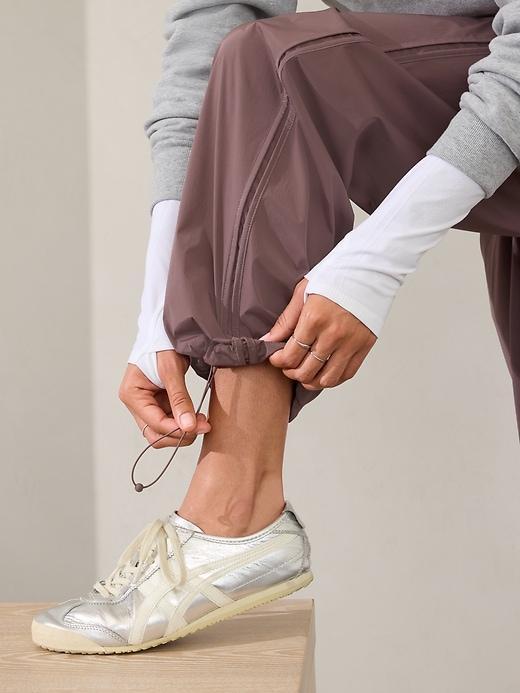 Rise Pant Product Image