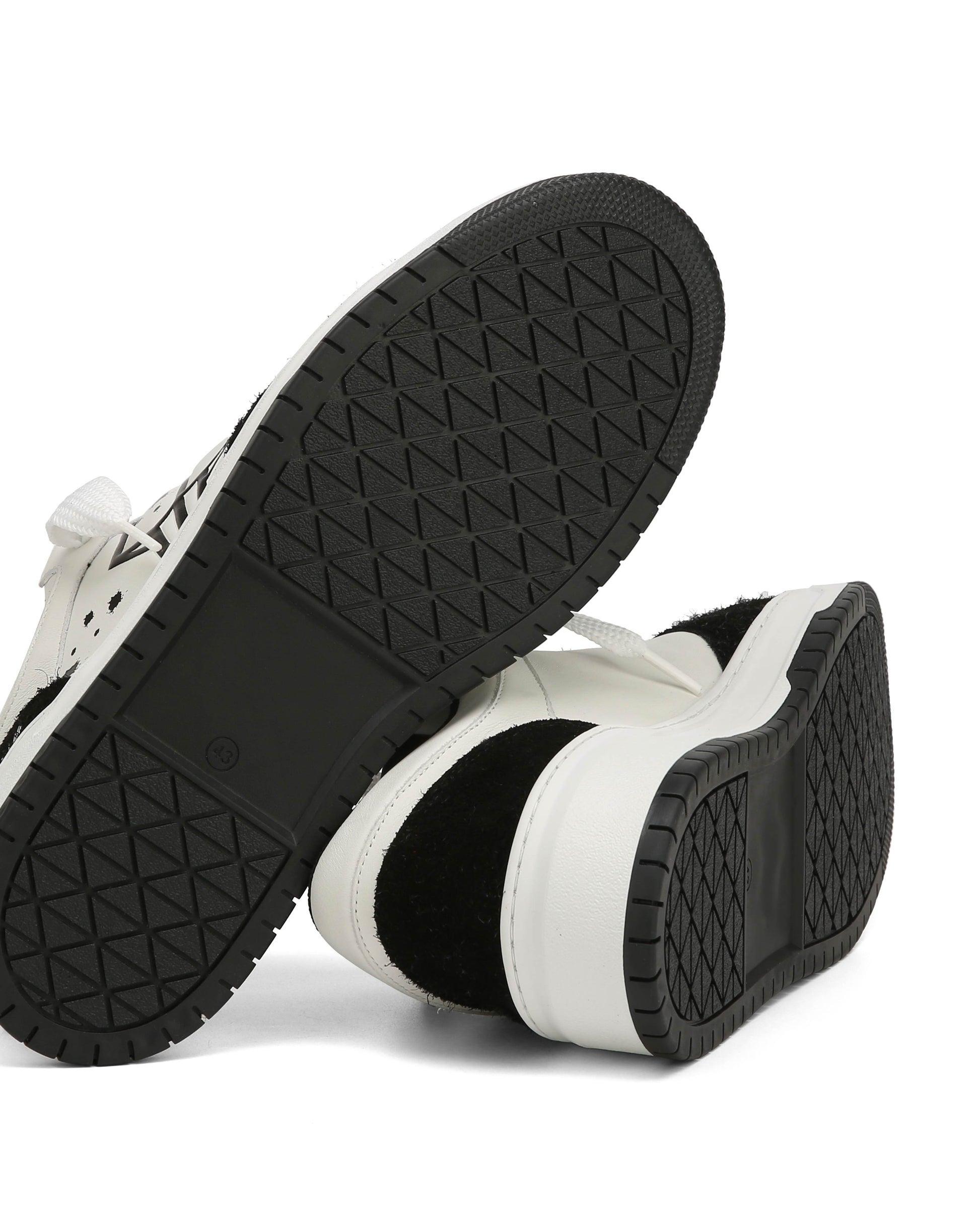 CM-00 White/Black Product Image