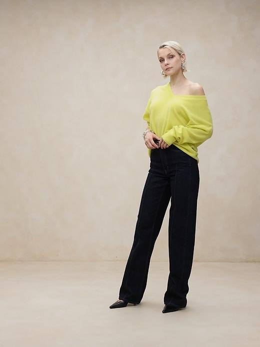 Oversized Lightweight Cashmere V-Neck Sweater Product Image