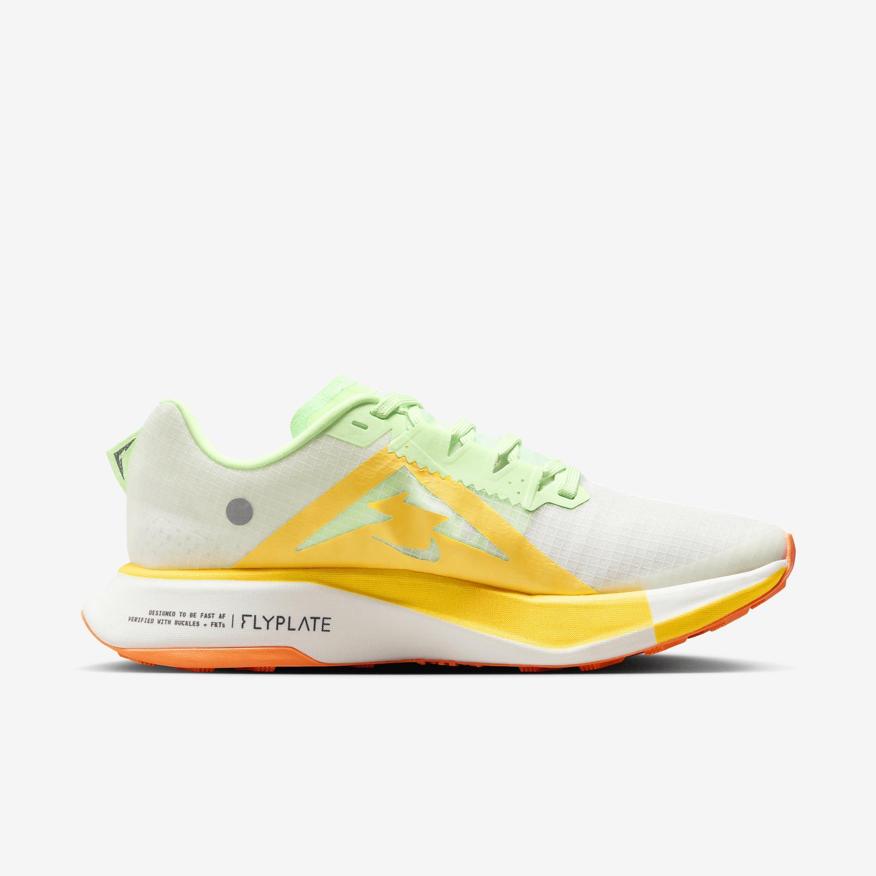 Nike Ultrafly Women's Trail Racing Shoes Product Image