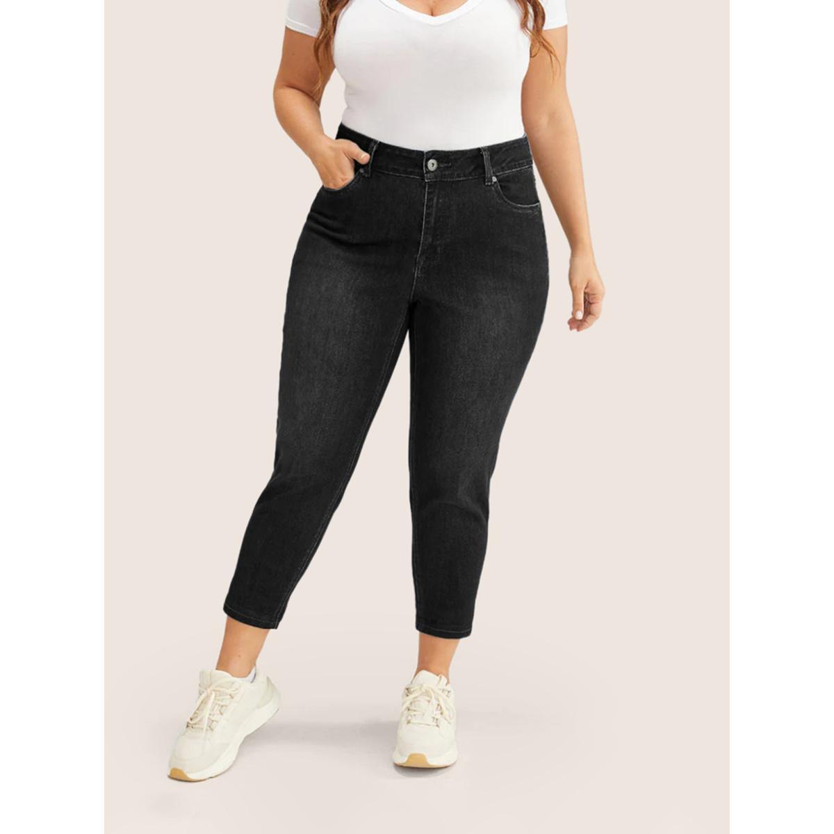 Plus Size Very Stretchy High Rise Dark Wash Cropped Jeans Women Black Casual Plain High stretch Slanted pocket Jeans BloomChic 10/M Product Image