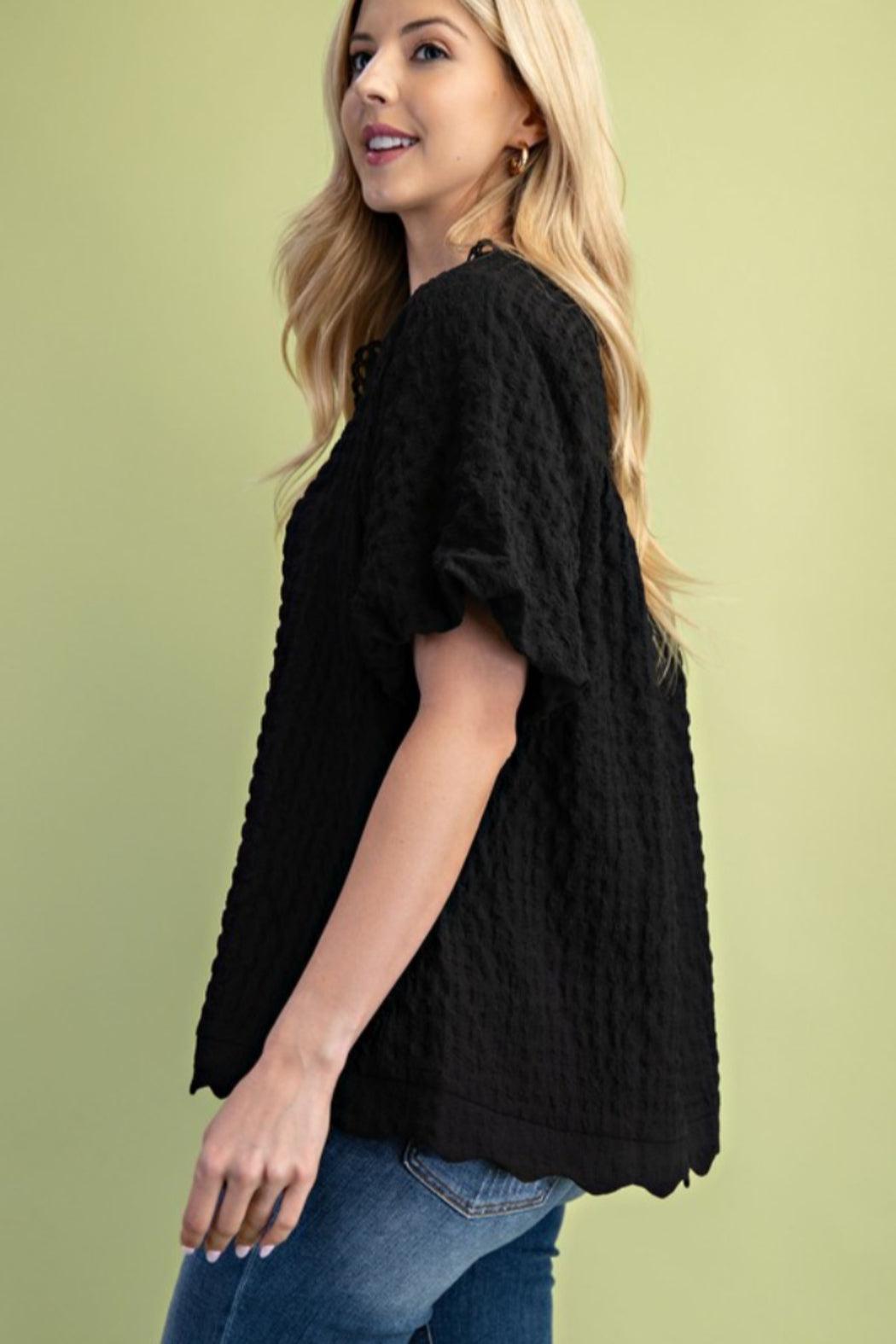 Textured Puff Scallop Hem Product Image