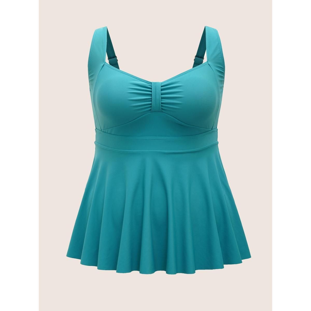 Plus Size Solid Heart Neckline Ruched Swim Top Women's Swimwear Arctic Beach Gathered High stretch Bodycon Heart neckline Curve Swim Tops BloomChic 26/4X Product Image