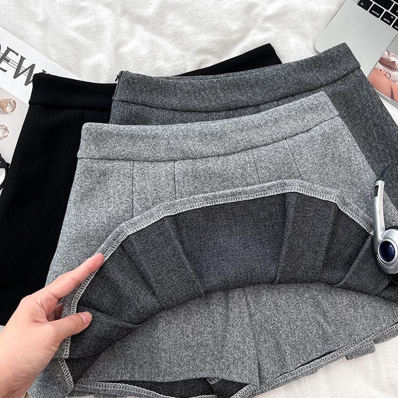 High Waist Plain Mini Pleated Skirt Product Image