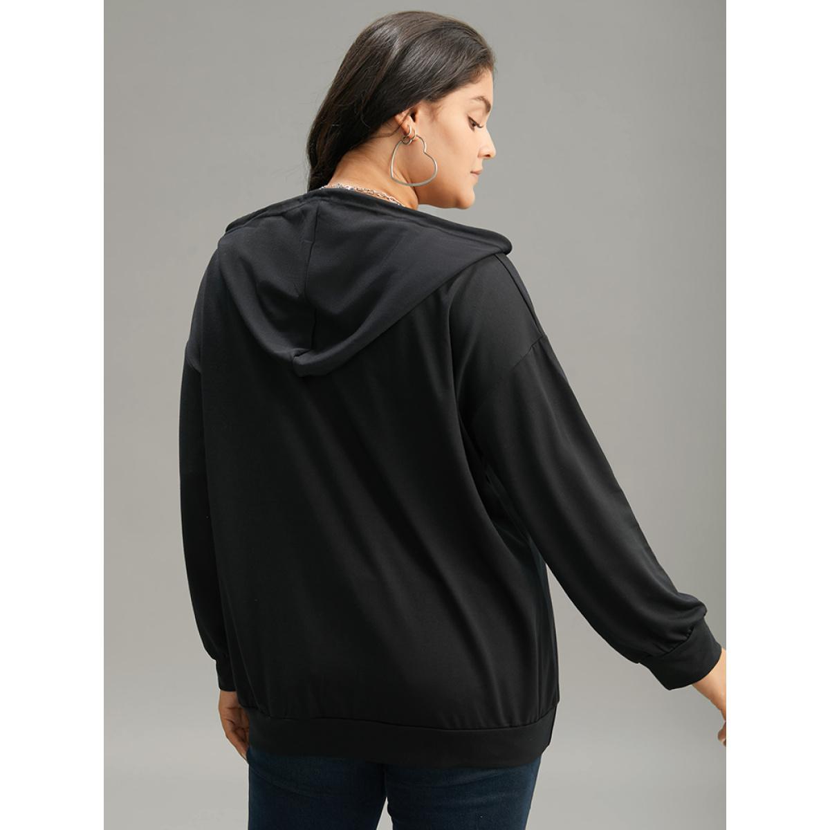 Plus Size Star Zipper Pocket Hooded Sweatshirt Women Black Casual Printed Hooded Dailywear Sweatshirts BloomChic 30/6X Product Image