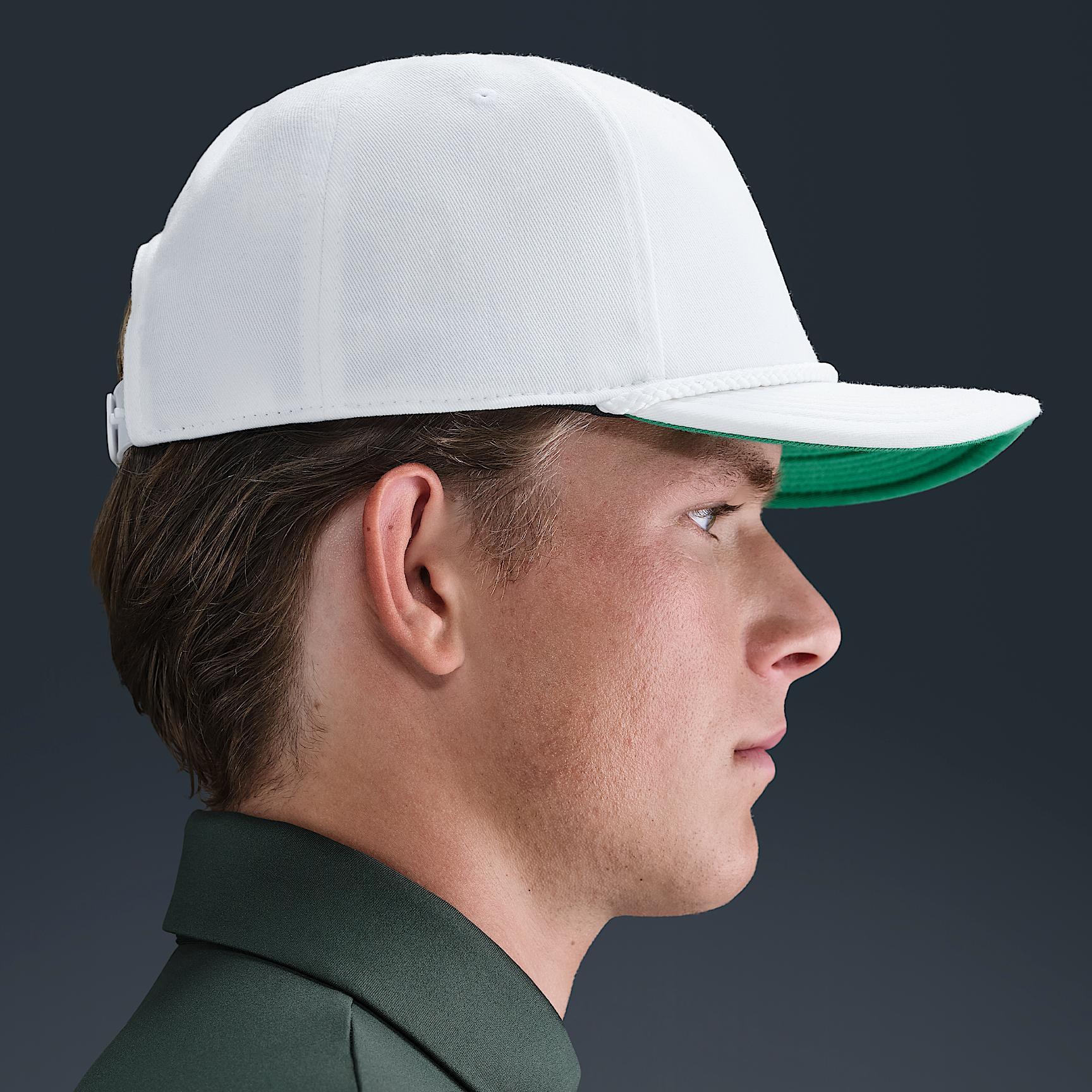 Unisex Nike Pro Graphic Cap Product Image