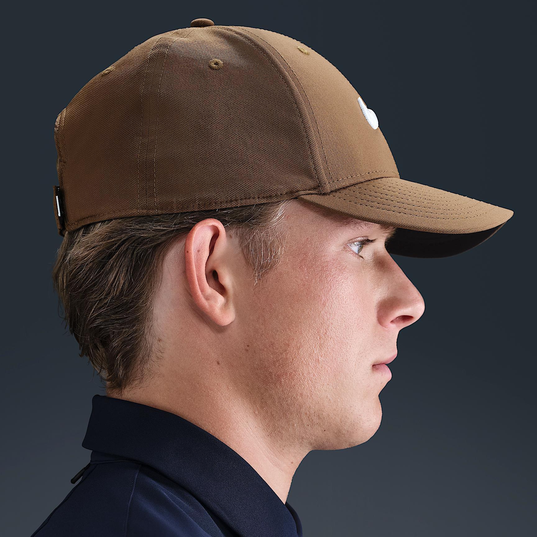 Nike Dri-FIT Club Structured Swoosh Cap Product Image
