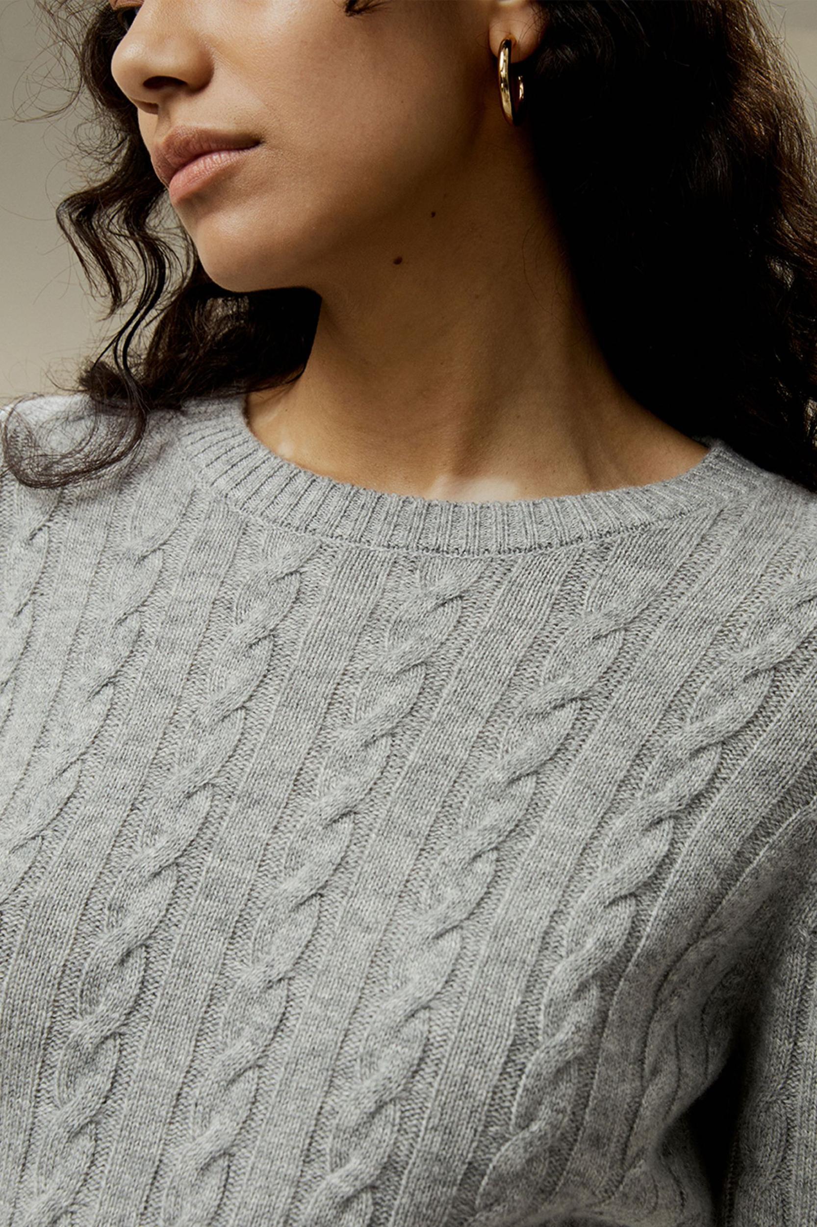 Classic Cable Knit Sweater with Ribbed Edges Product Image