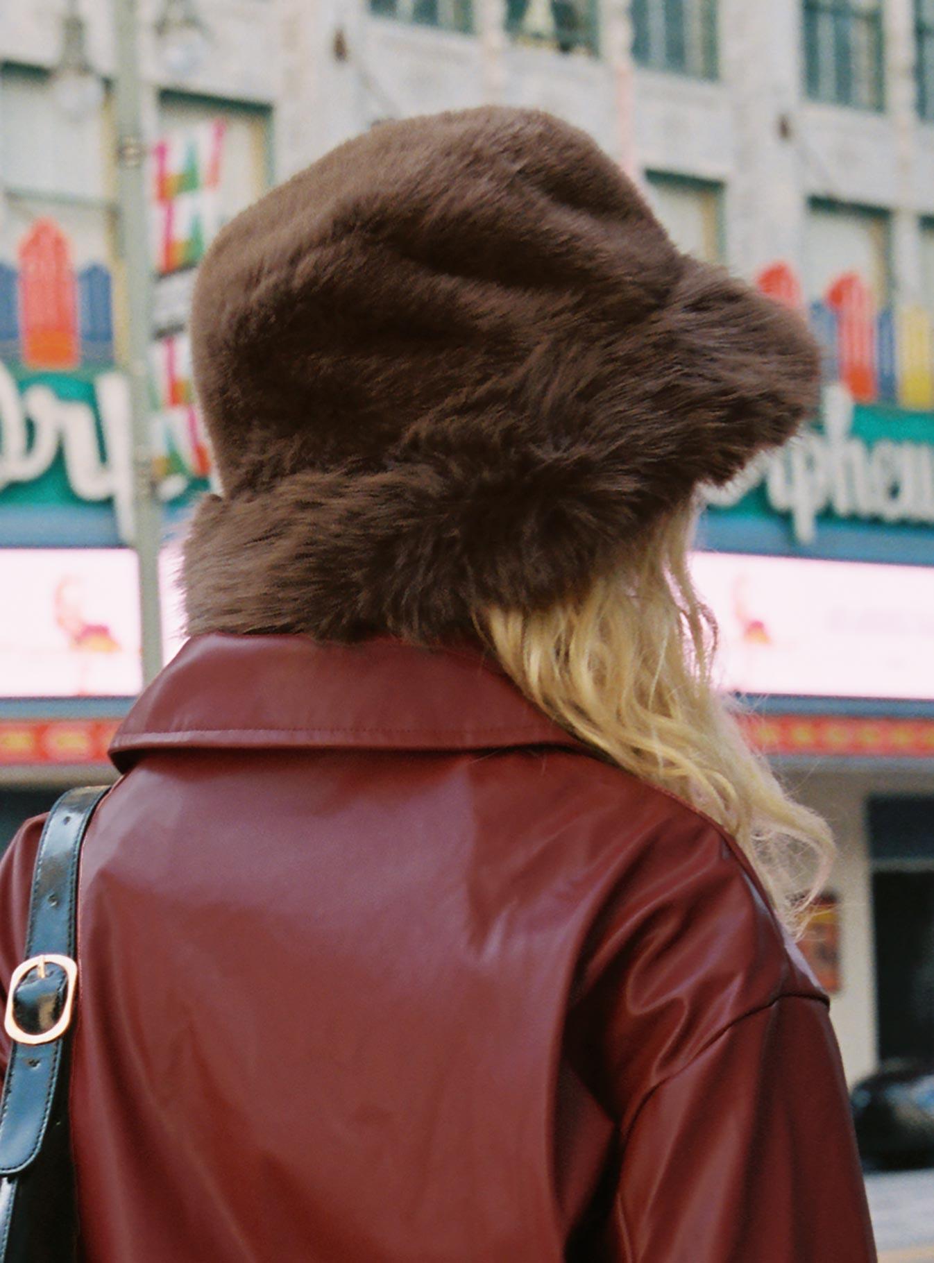 Avaah Fluffy Hat Taupe Product Image