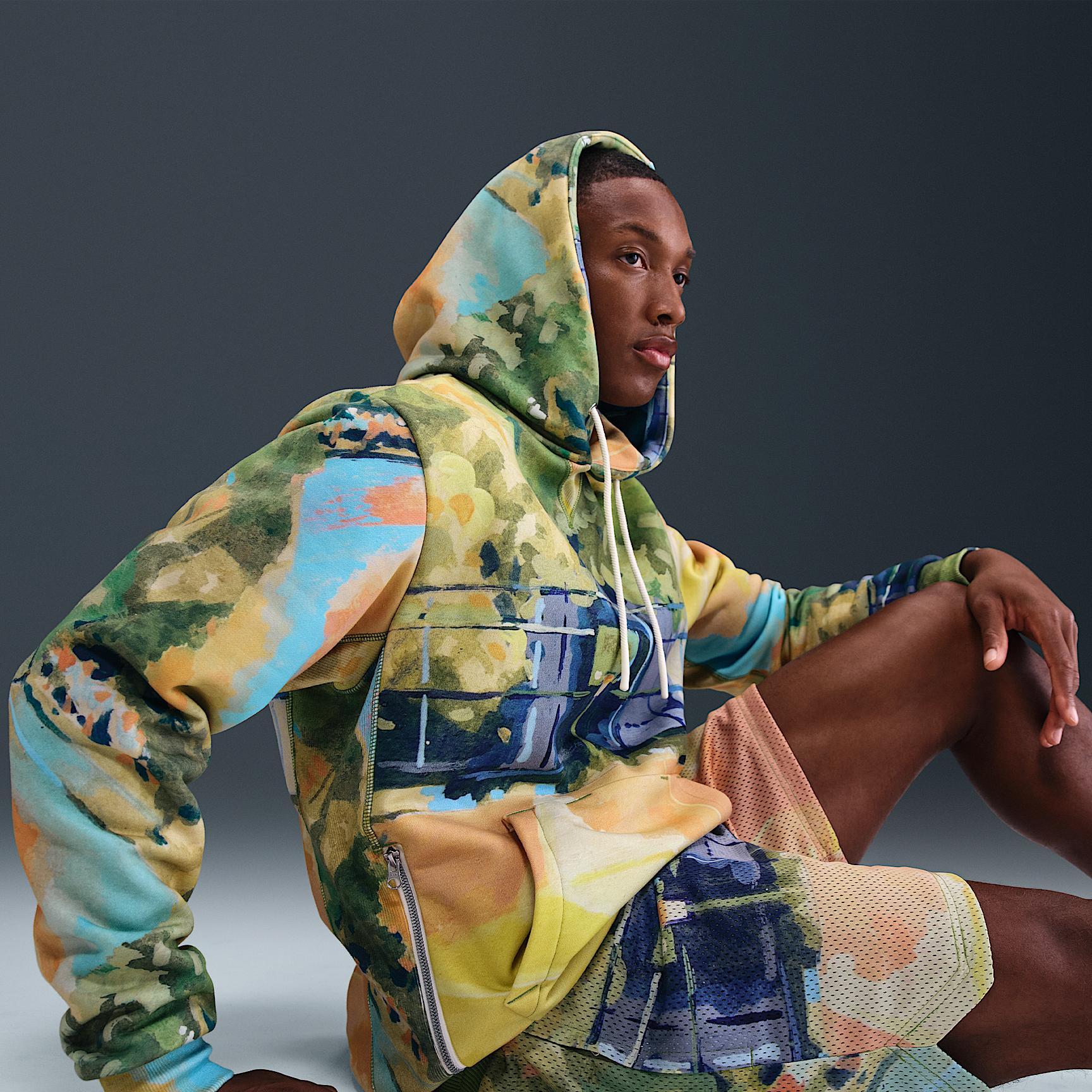Nike Standard Issue Men's Therma-FIT Pullover Basketball Hoodie Product Image