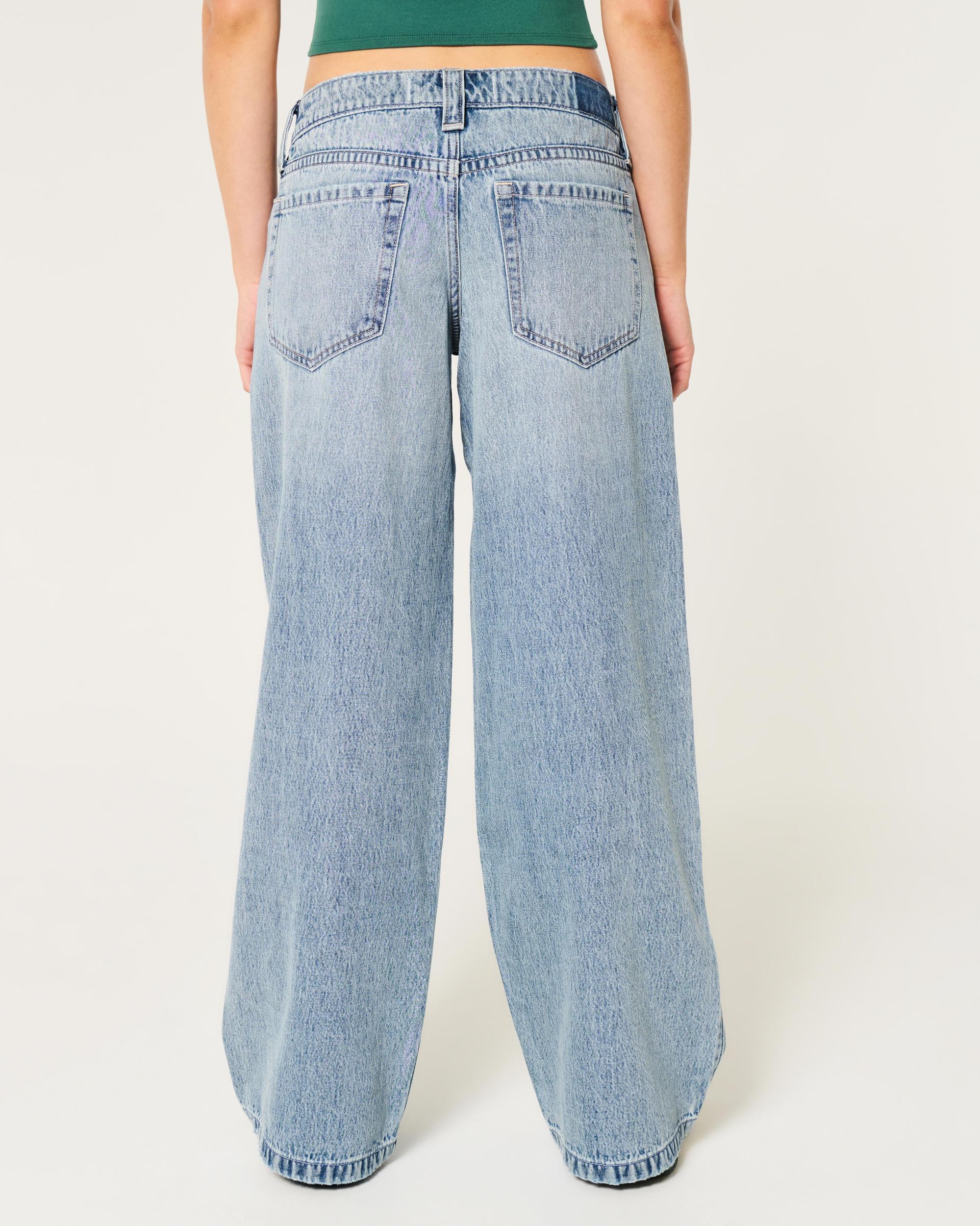 Low-Rise Medium Wash Super Baggy Jeans Product Image