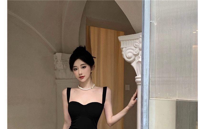 Spaghetti Strap Plain Maxi Mermaid Dress Product Image