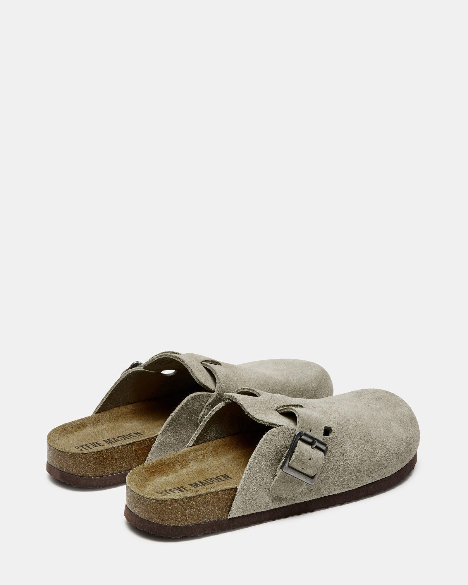 MEN'S WILDERR SLIDE AND SOCKS BUNDLE Male Product Image