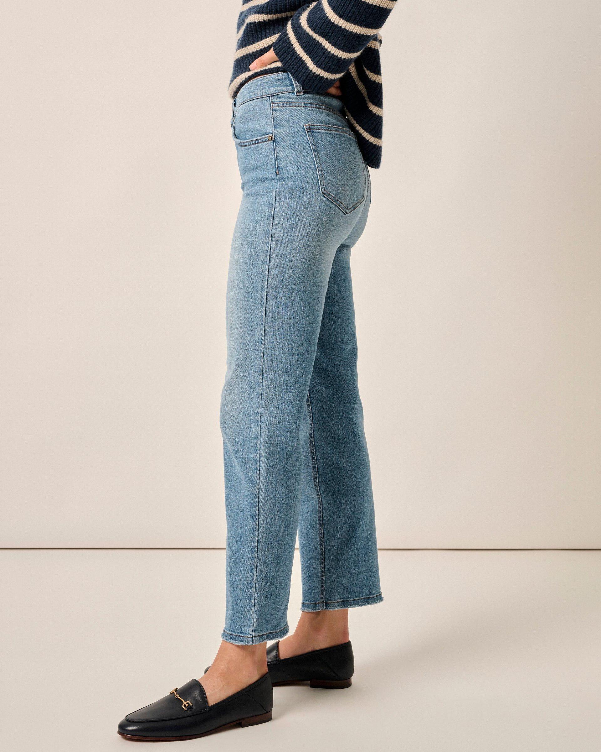 Savanah Light Everyday Wash Jean Female Product Image