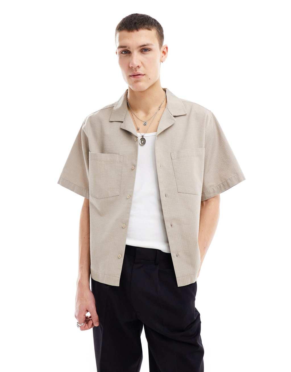 COLLUSION ripstop revere short sleeve shirt in stone Product Image