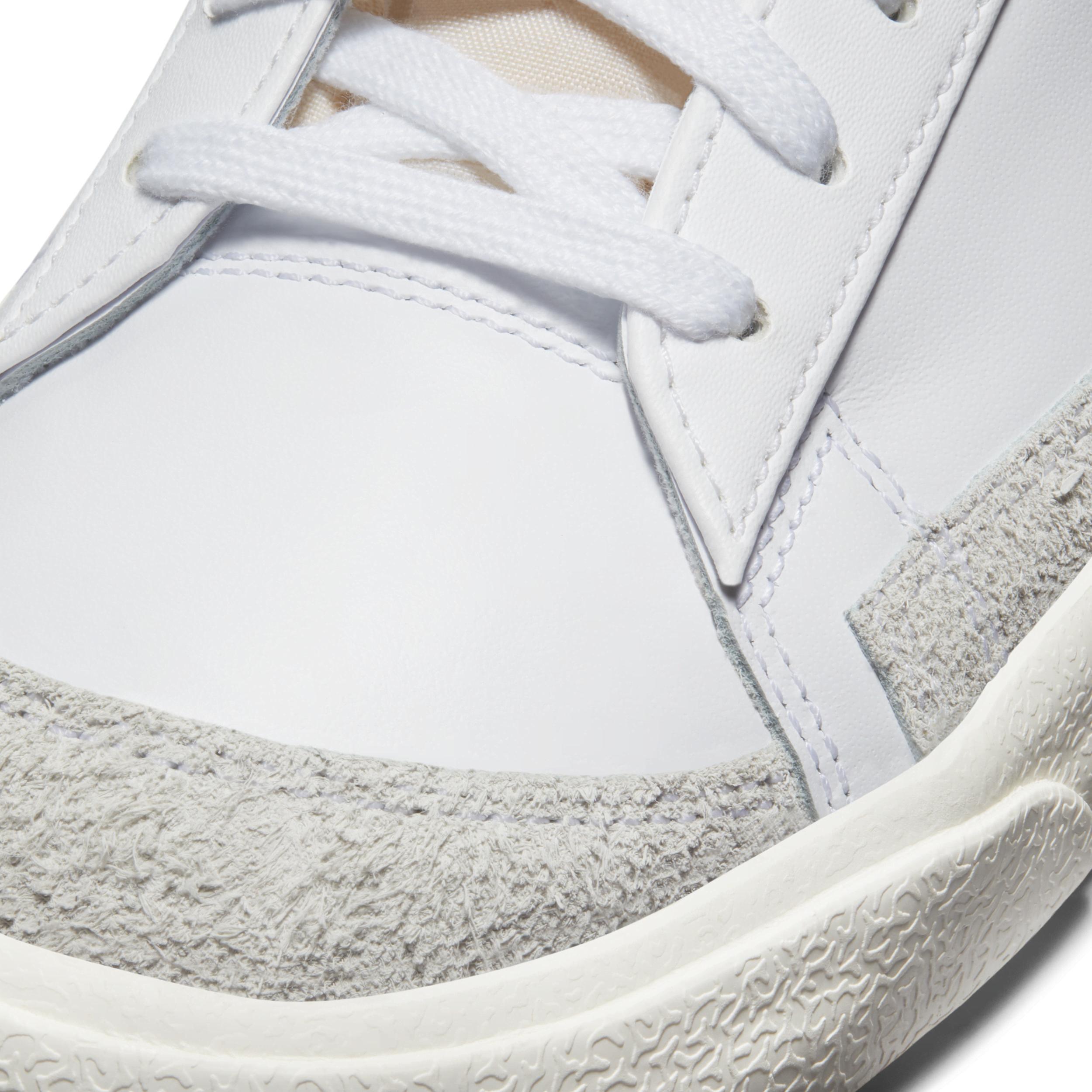 Nike Blazer Low '77 Vintage Men's Shoes Product Image