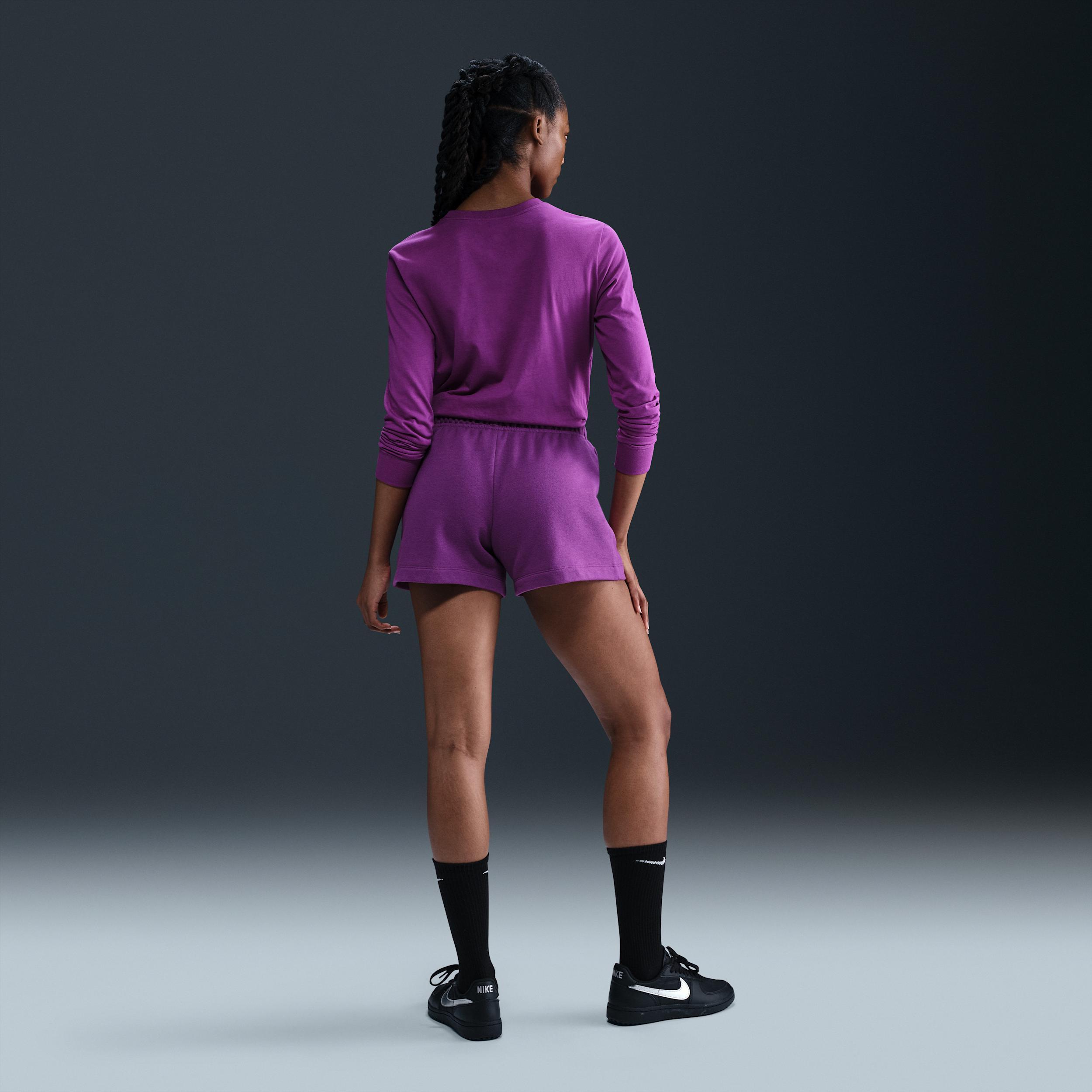 Women's Nike Sportswear Club Long-Sleeve T-Shirt Product Image