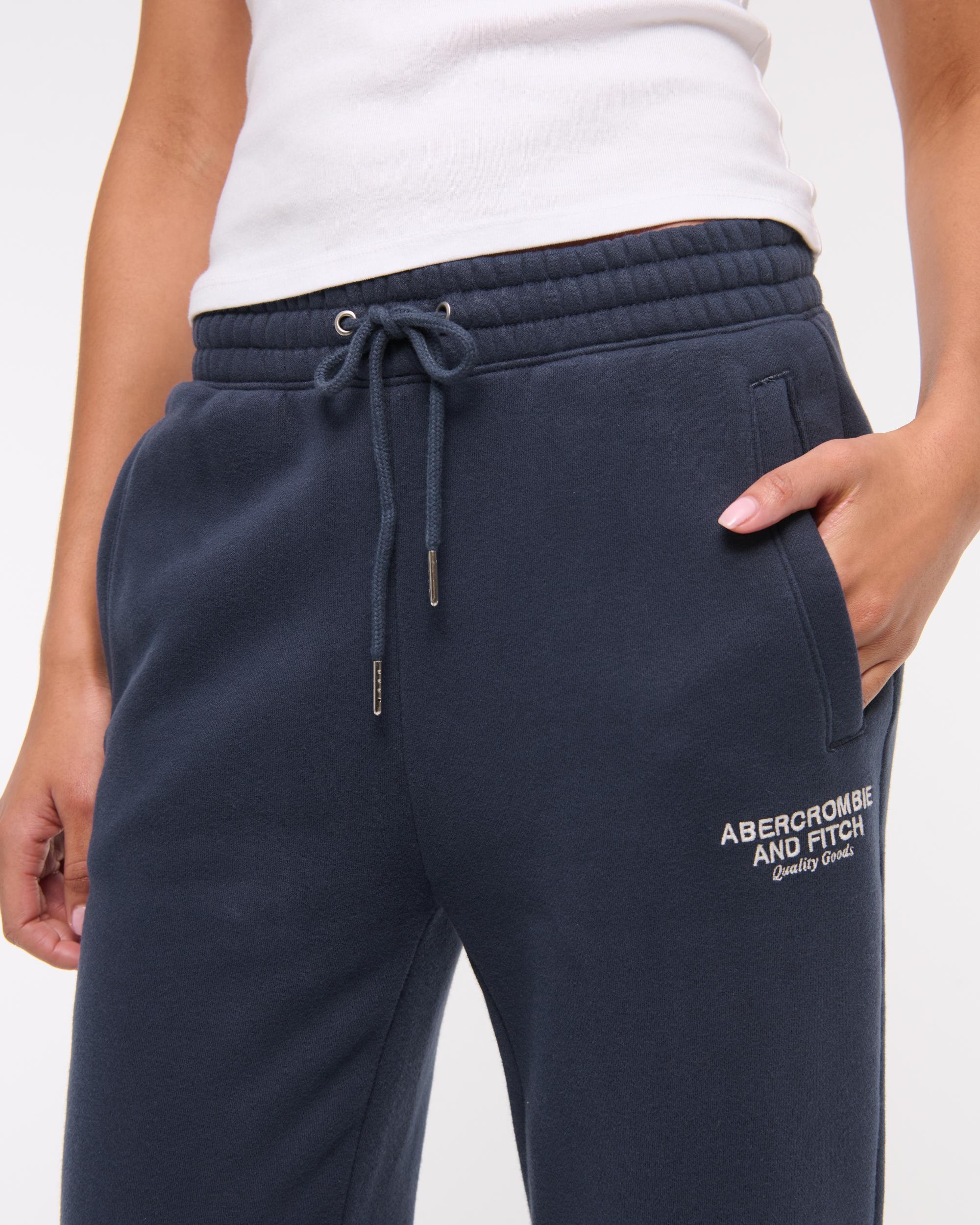 Essential Oversized Logo Sunday Jogger Product Image
