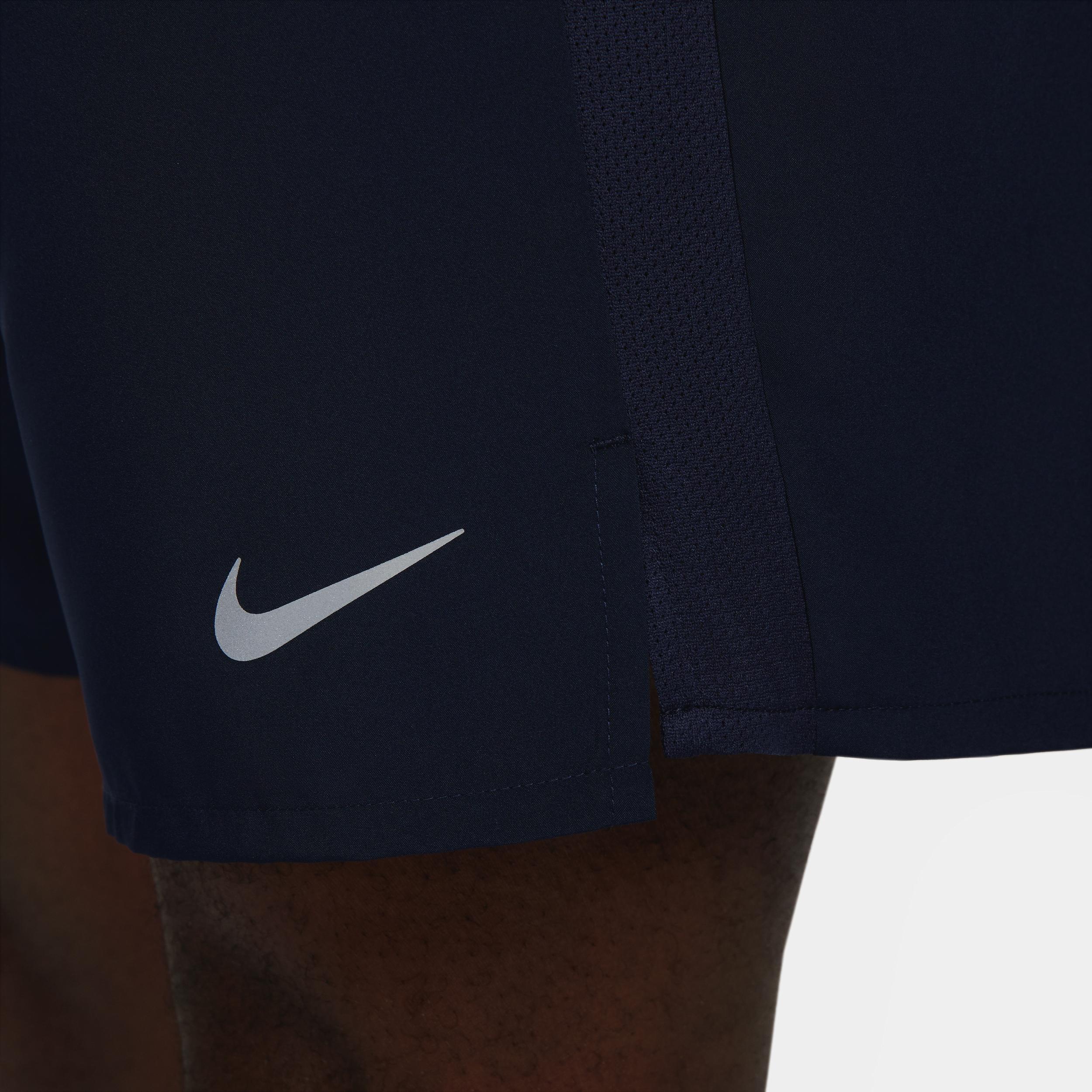 Nike Men's Challenger Dri-FIT 7" Brief-Lined Running Shorts Product Image