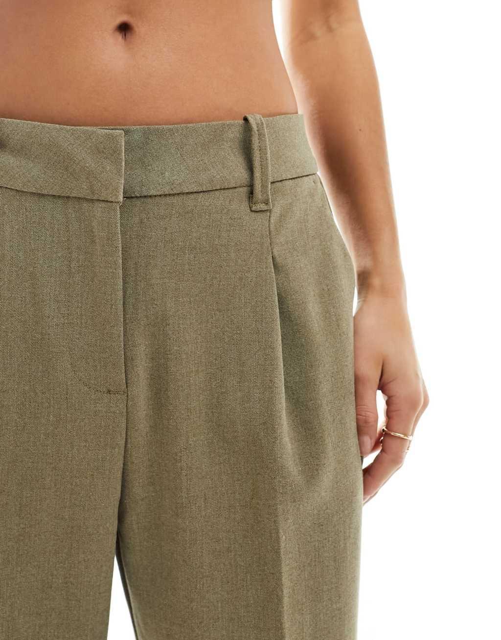 Vero Moda Petite straight leg tailored pants Product Image