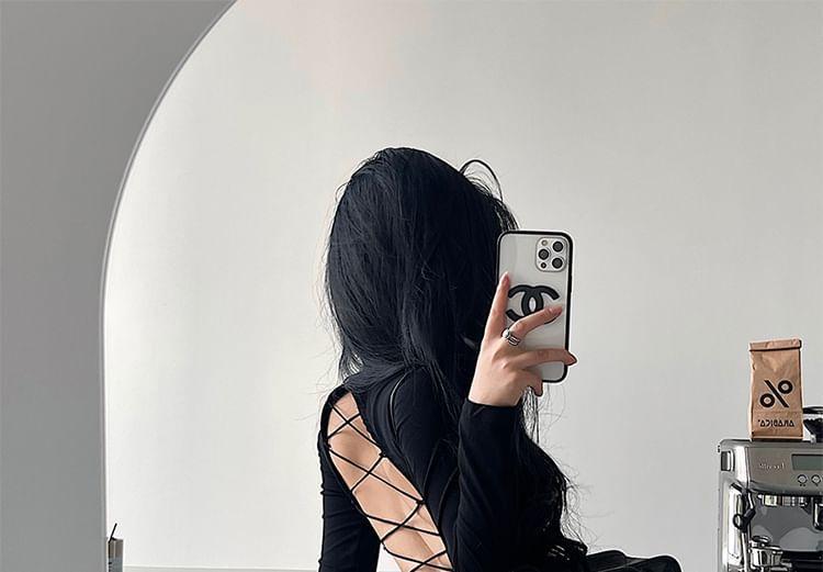 Long-Sleeve Plain Cross Back Wide Leg Jumpsuit Product Image