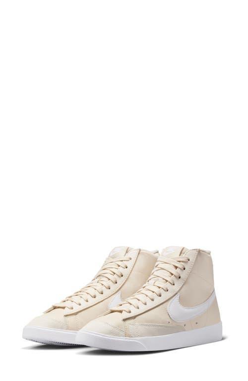Nike Women's Blazer Mid ' Shoes Product Image