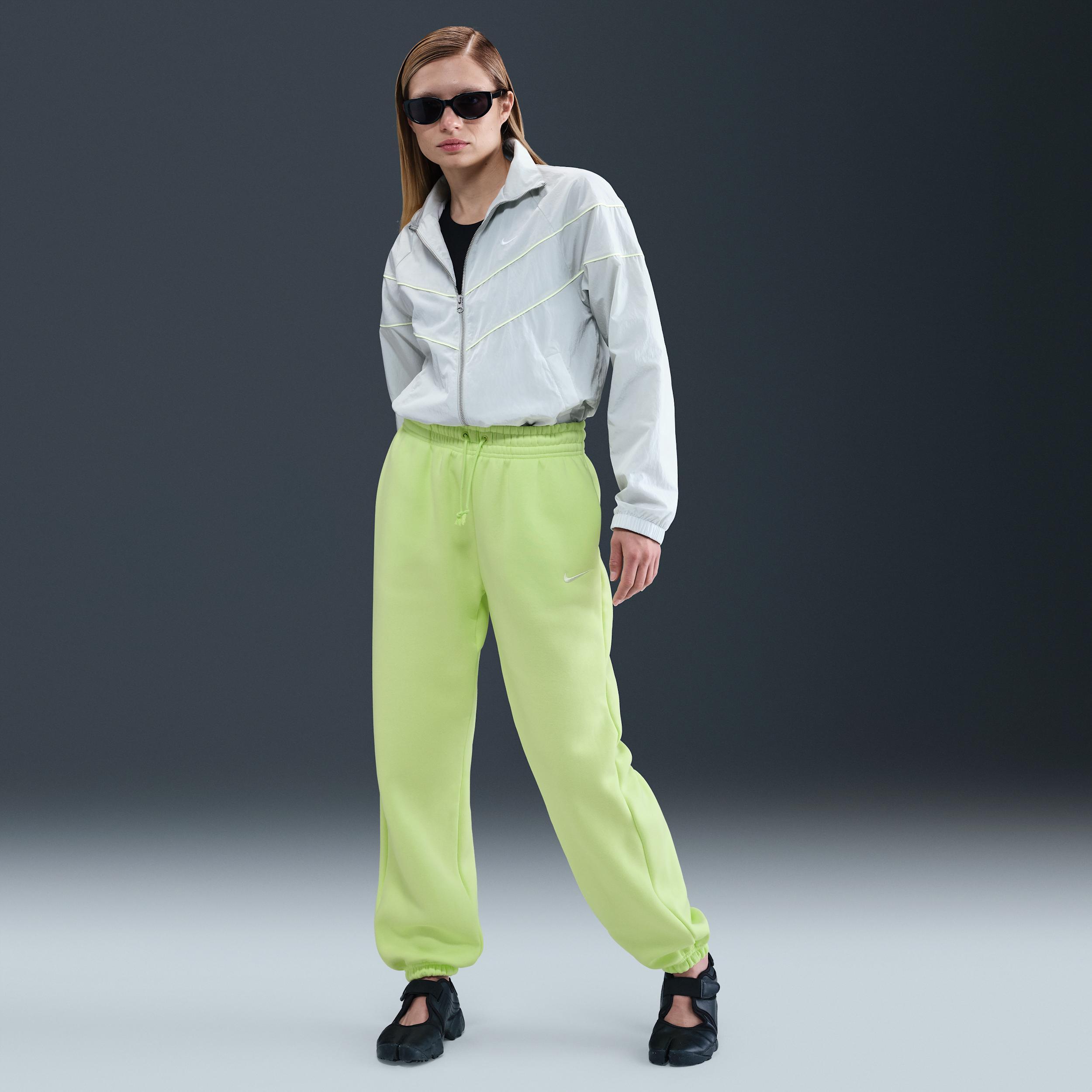 Women's Nike Sportswear Phoenix Fleece High-Waisted Oversized Sweatpants Product Image
