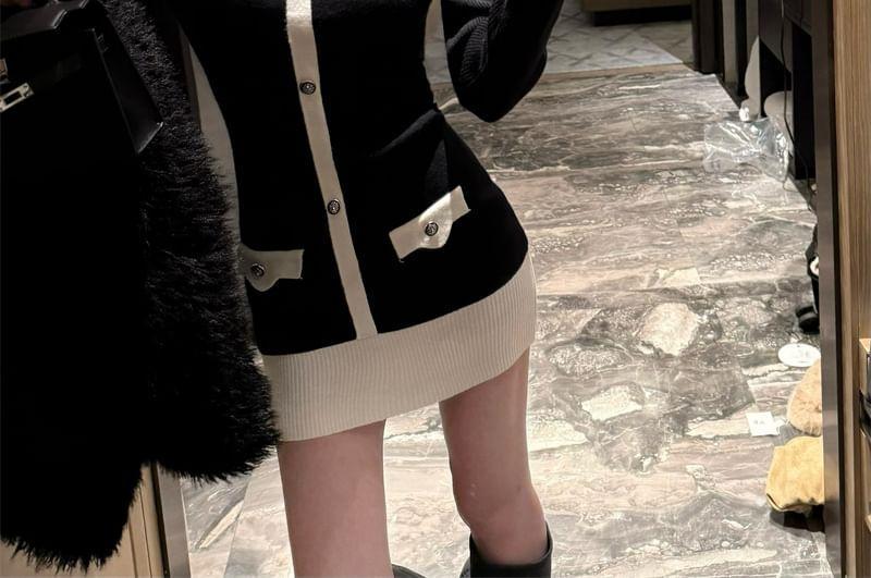 Long Sleeve Collared V-Neck Color Block Knit Bodycon Mini Dress Product Image