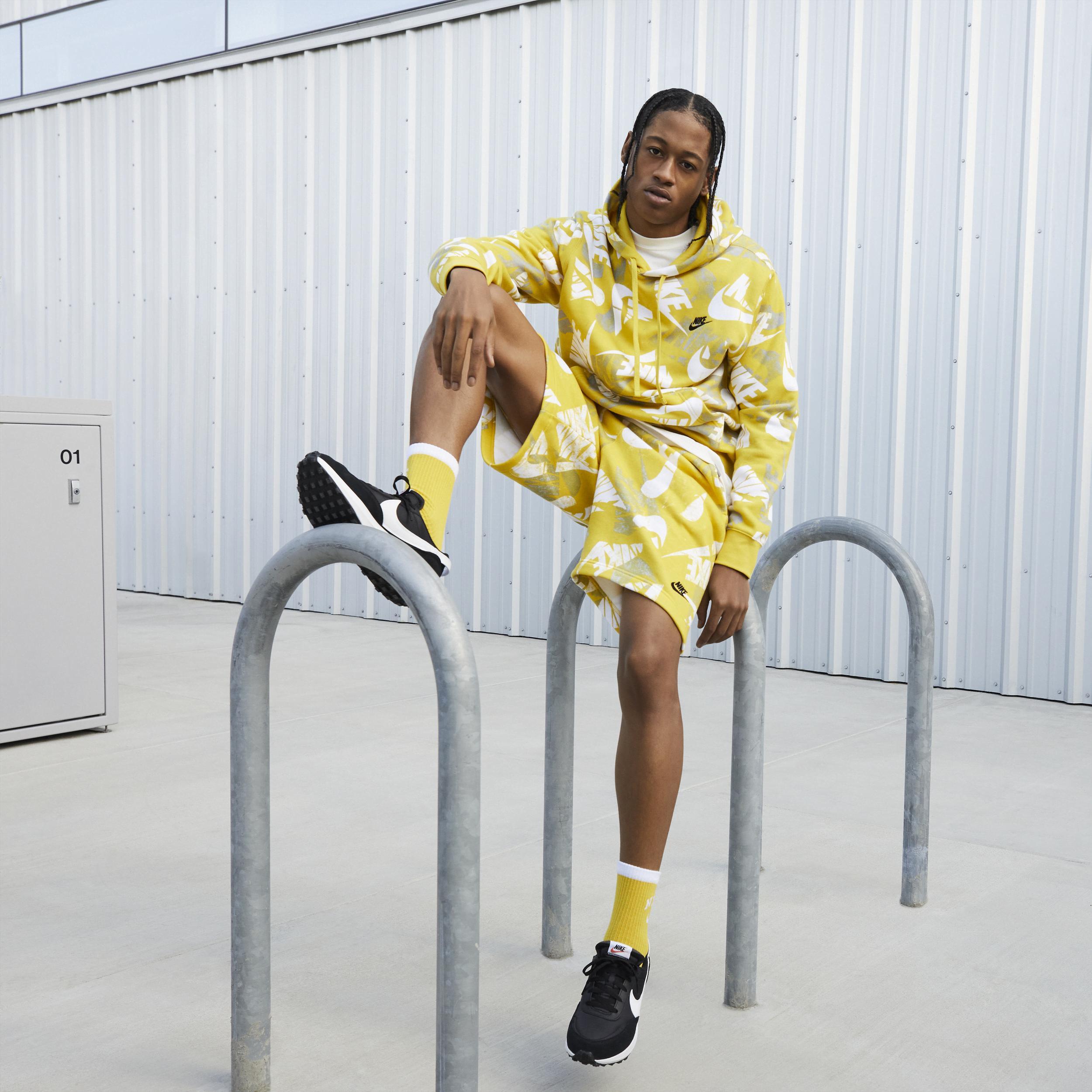 Nike Men's Waffle Debut Shoes Product Image