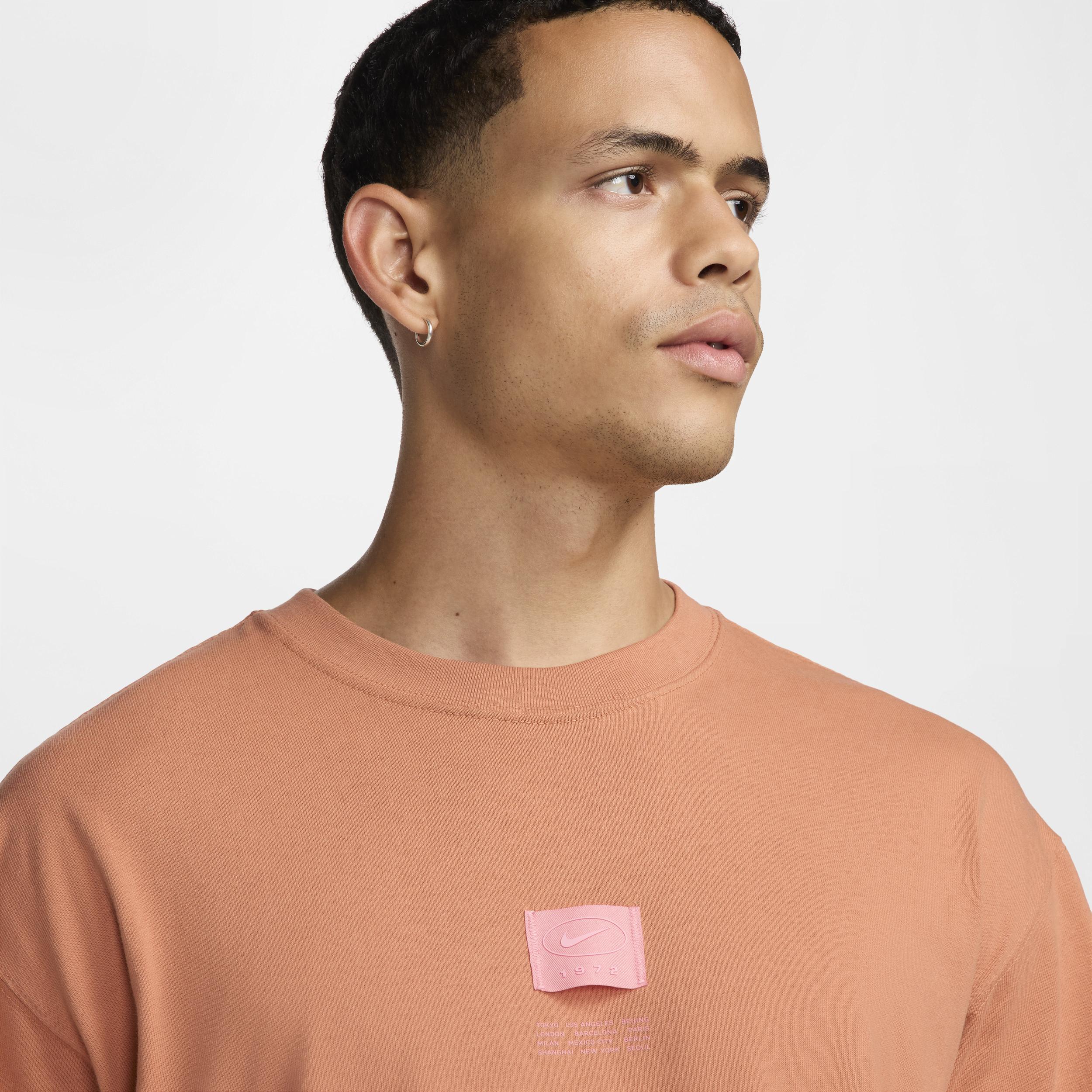 Nike Sportswear Men's Max90 T-Shirt Product Image