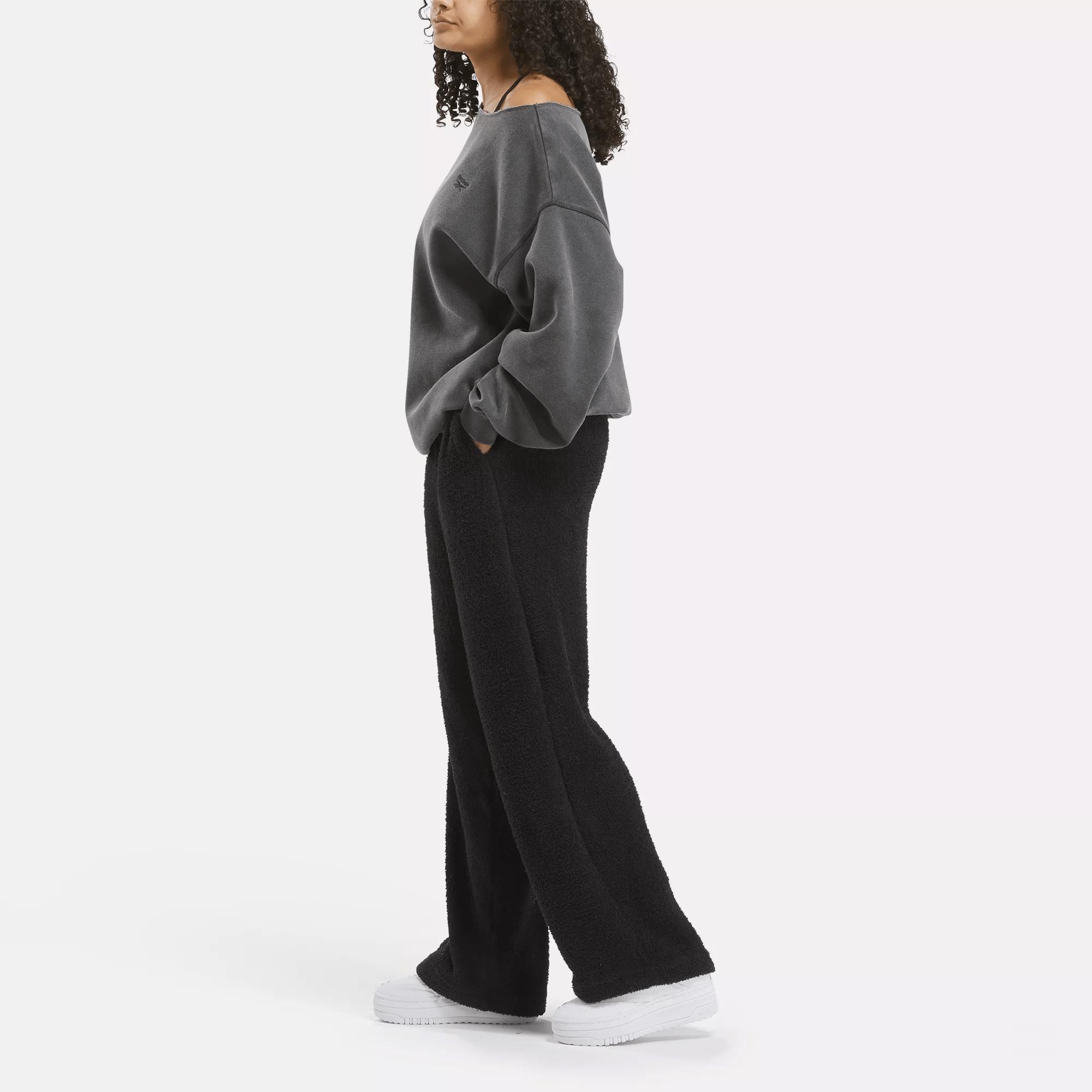 Women's Wardrobe Essentials Cozy Bottoms Female Product Image