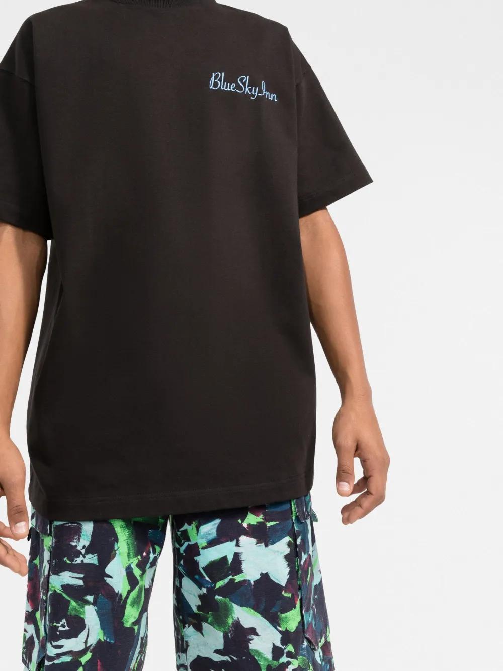 logo-embroidered T-shirt Product Image