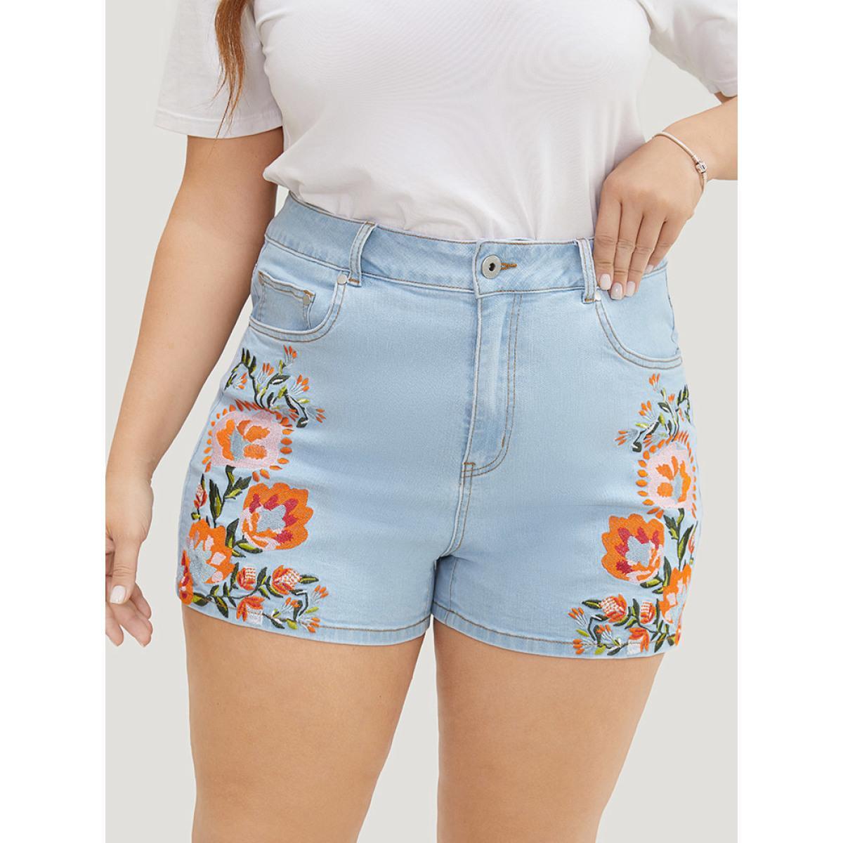 Plus Size High Rise Light Wash Floral Embroidered Denim Shorts Women LightBlue Embroidered No stretch Dailywear Pocket Vacation Denim Shorts BloomChic 10/M Product Image
